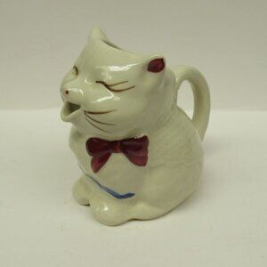 Shawnee Pottery Vintage PUSS-N-BOOTS 4 1/2 Inch High Cream Pitcher Creamer, USA